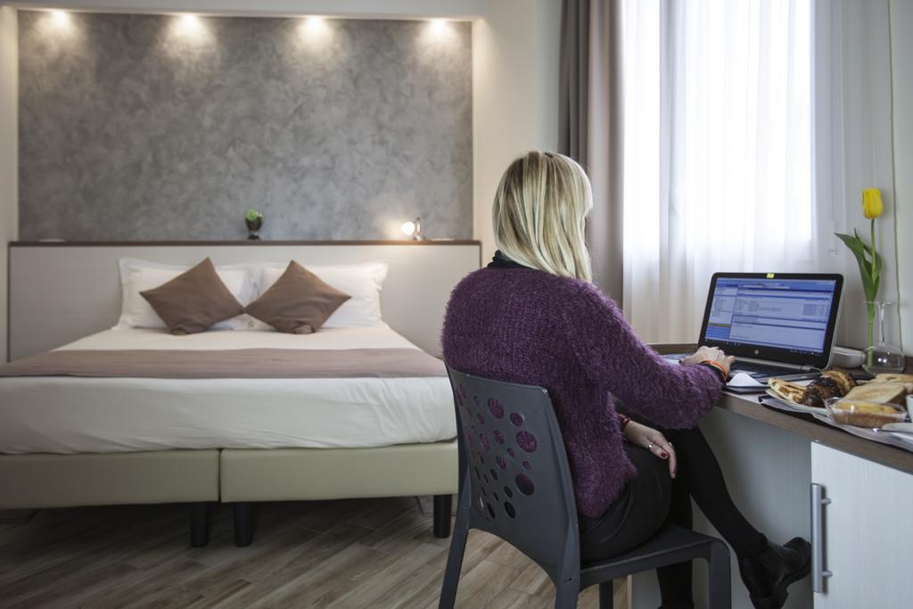 Bhl Boutique Rooms Леняно Екстериор снимка