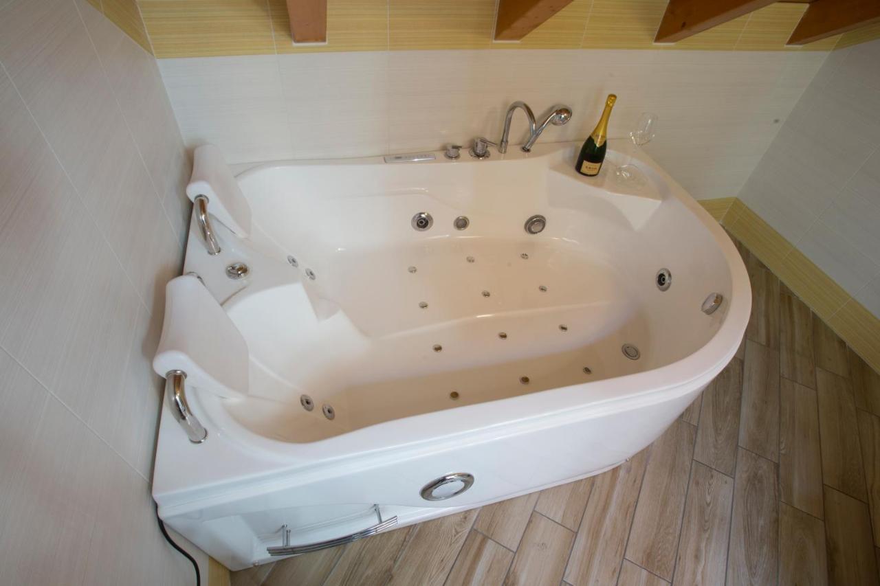 Bhl Boutique Rooms Леняно Екстериор снимка